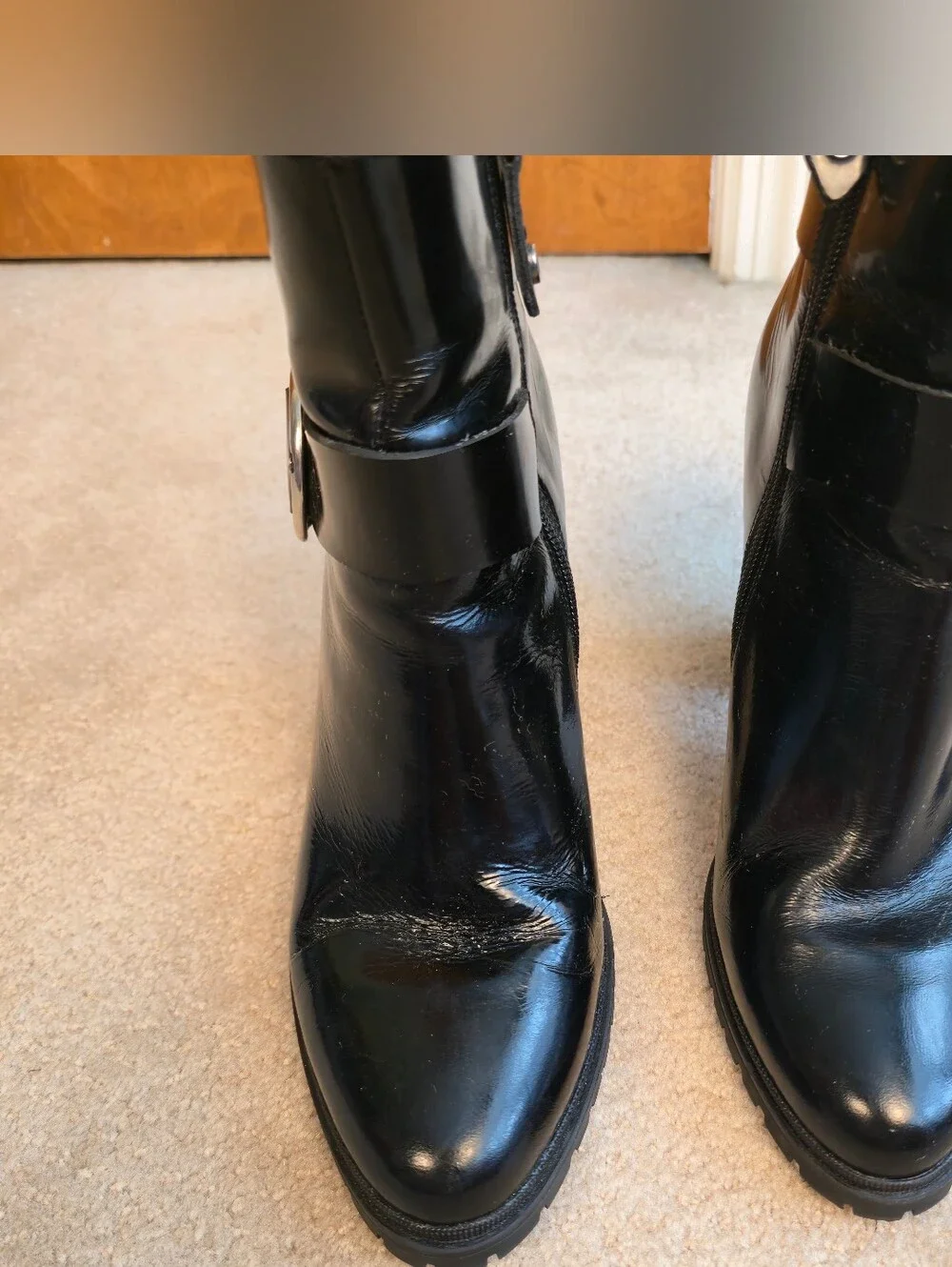 Bosi glossy black